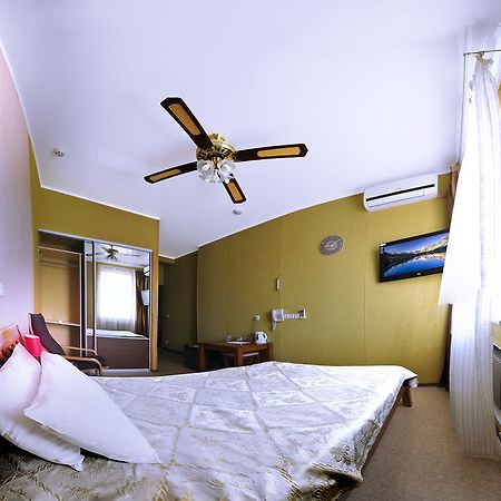 Hotel An-2 Харьков Экстерьер фото