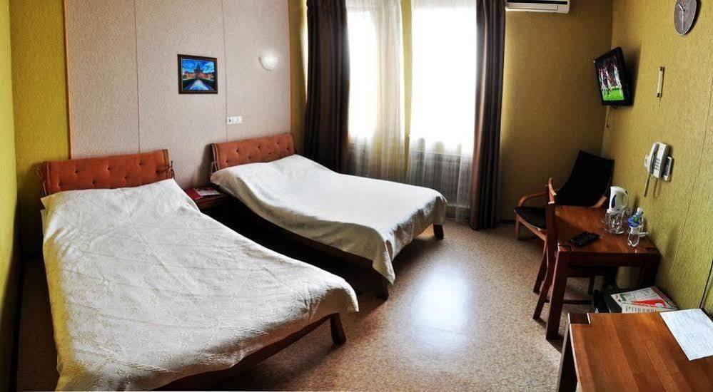 Hotel An-2 Харьков Экстерьер фото